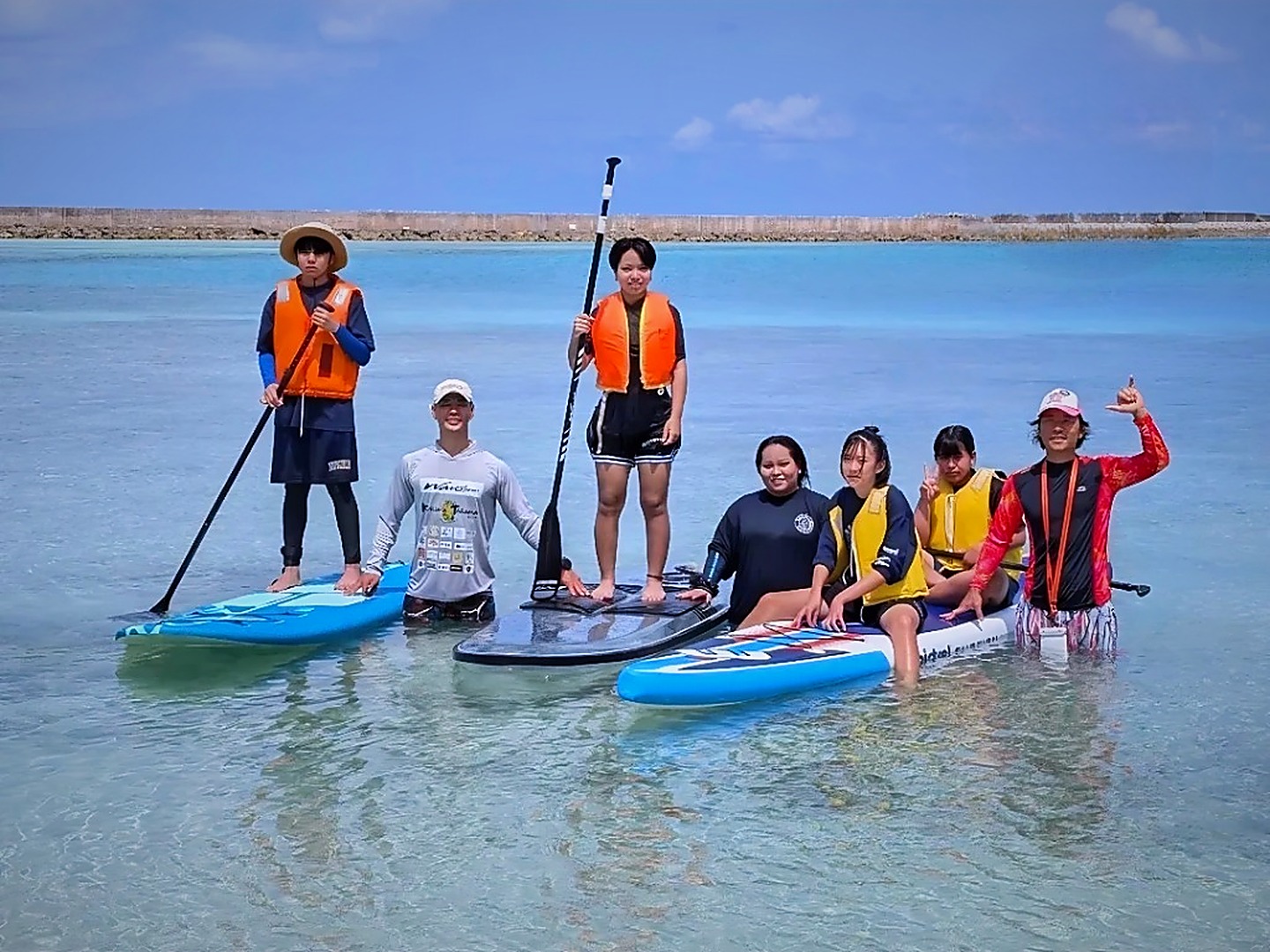 多良間島の子どもたちへのSUPボード寄贈＆SUP体験会（株式会社VITSOL提供）